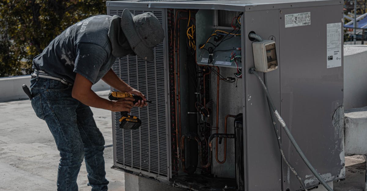 Why Energy Efficiency Matters in Industrial Cooling